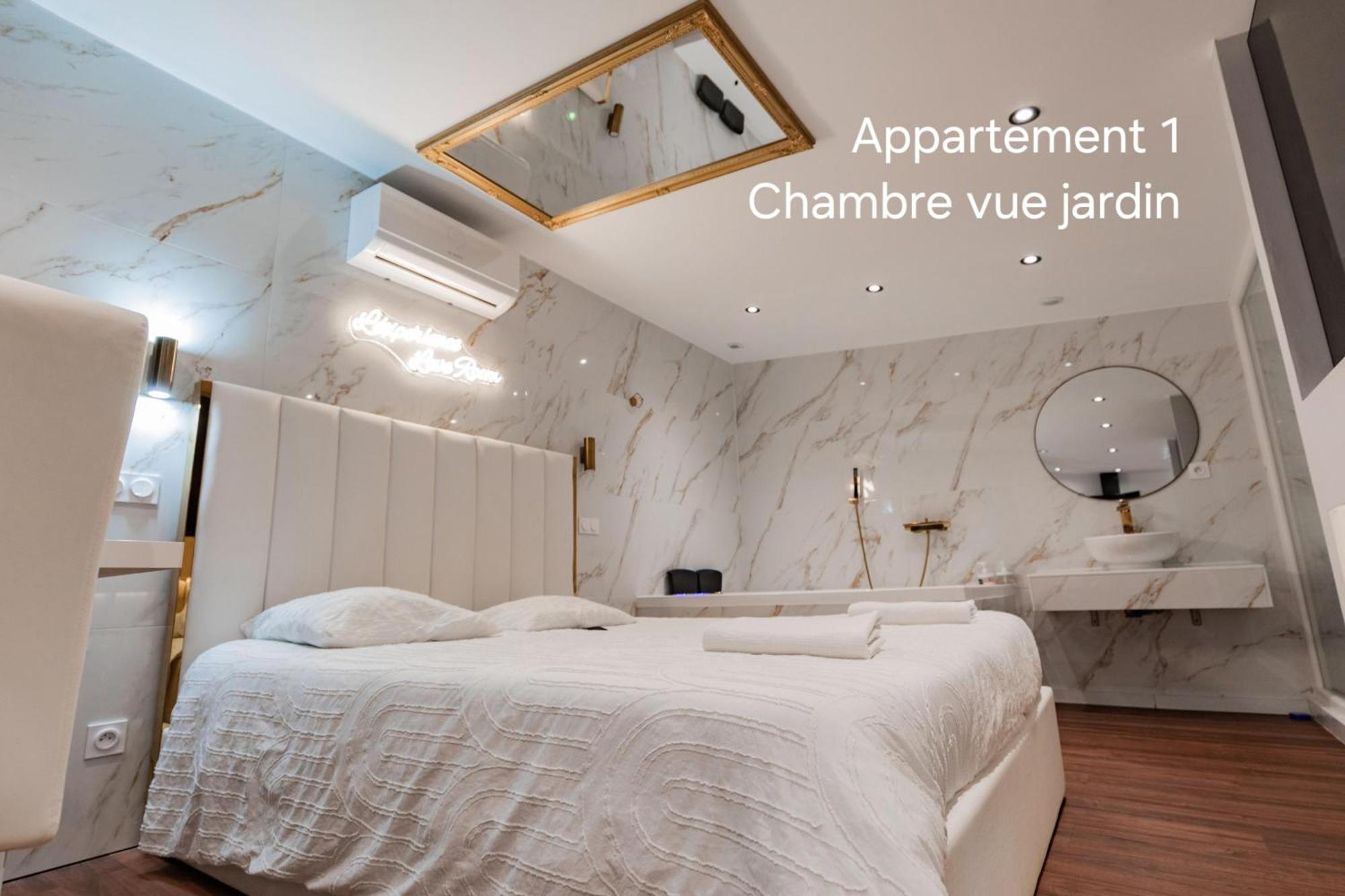 L'Experience Love Room Saint-Jean-Bonnefonds Ngoại thất bức ảnh